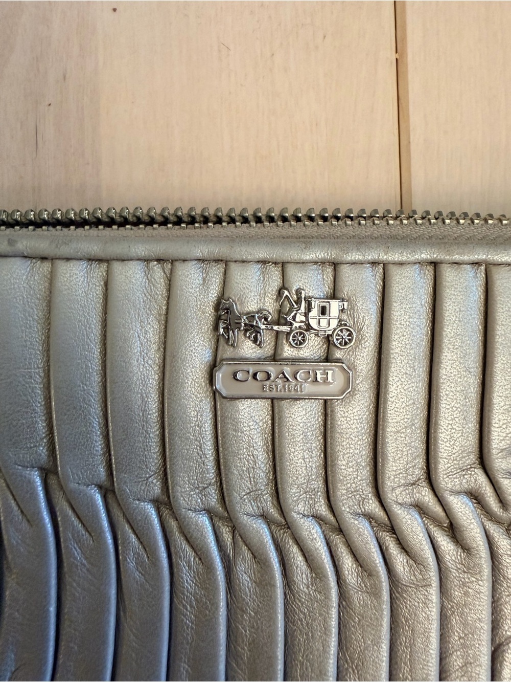 Coach Madison Gathered Leather Accordion Zip Wallet Bone Pleated Leather - Picture 3 of 8